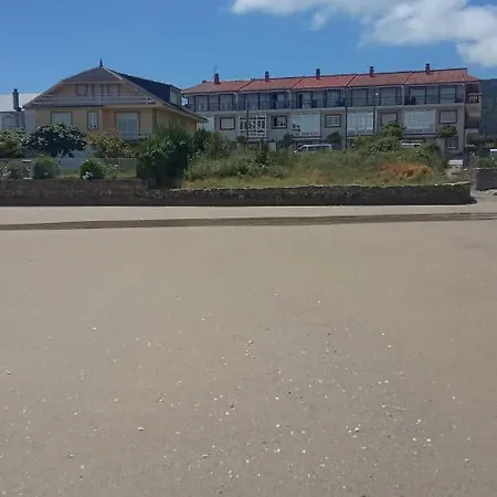Chalet Adosado Muy Tranquilo Y A Pie De Playa بيت للعطل
